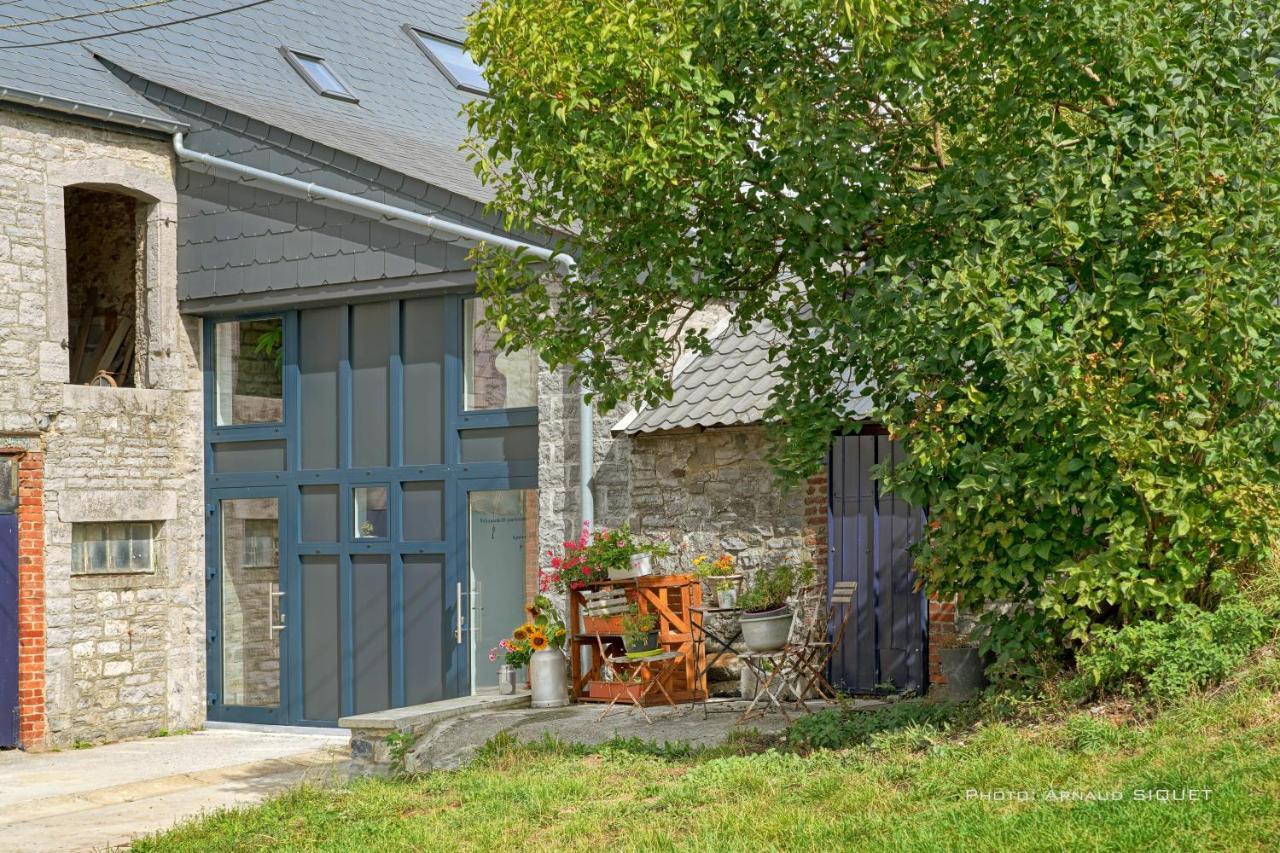 Gîte familiale ferme des aujes falaen Onhaye Extérieur photo